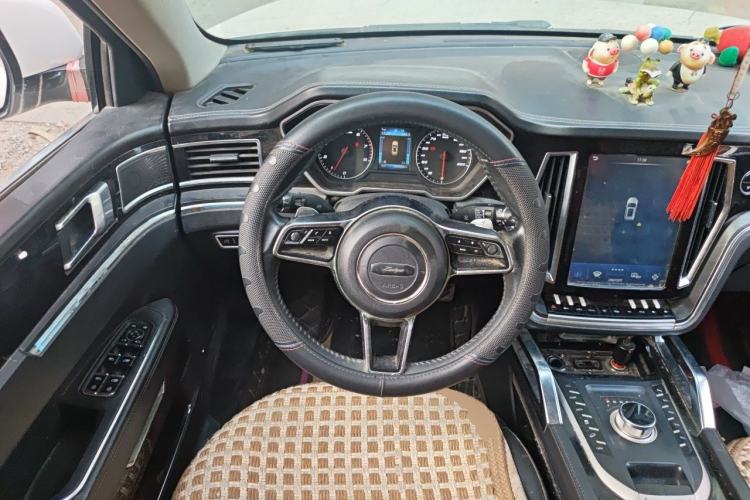 Used Zotye T700 2017 1.8T Dual-Clutch Luxury Model Steering Wheel