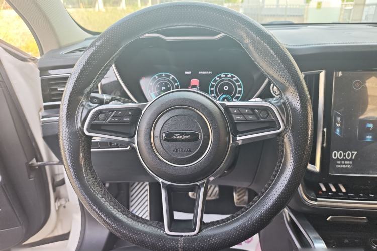 Used Zotye T700 2017 1.8T Dual-Clutch Prestige Model Steering Wheel