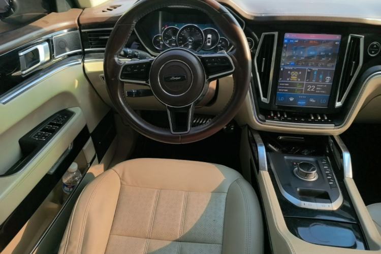 Used Zotye T700 2017 1.8T Dual-Clutch Prestige Model Steering Wheel