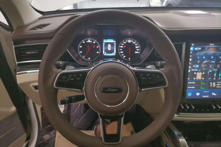 Used Zotye T700 2017 1.8T Dual-Clutch Luxury Model Steering Wheel