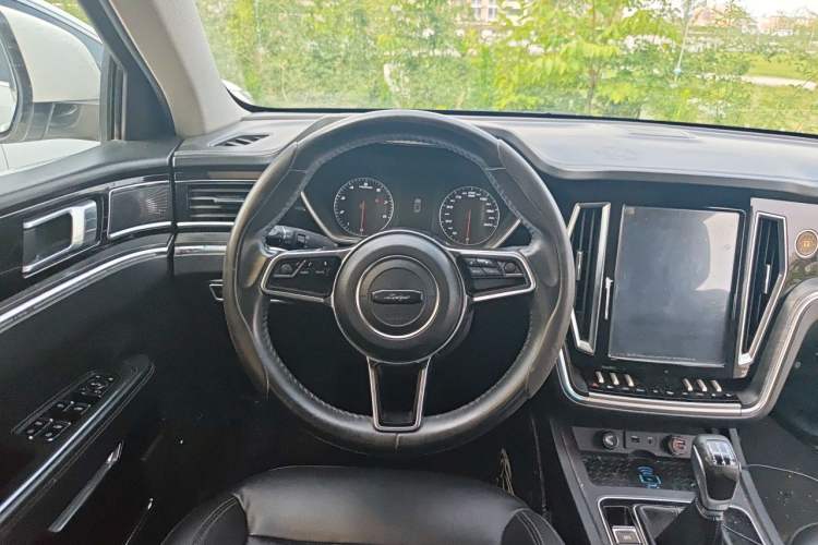 Used Zotye T700 2017 1.8T Manual Luxury Model Steering Wheel