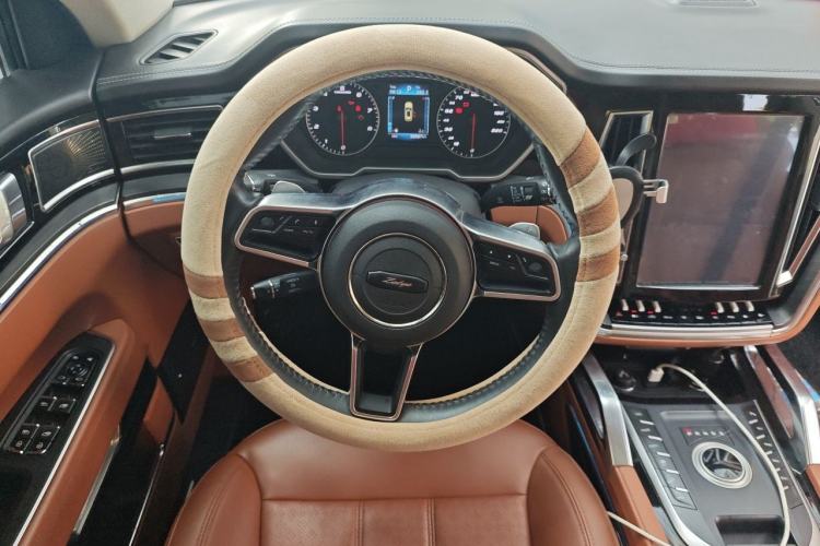 Used Zotye T700 2017 1.8T Dual-Clutch Luxury Model Steering Wheel