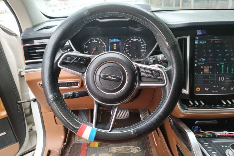 Used Zotye T700 2017 1.8T Dual-Clutch Luxury Model Steering Wheel