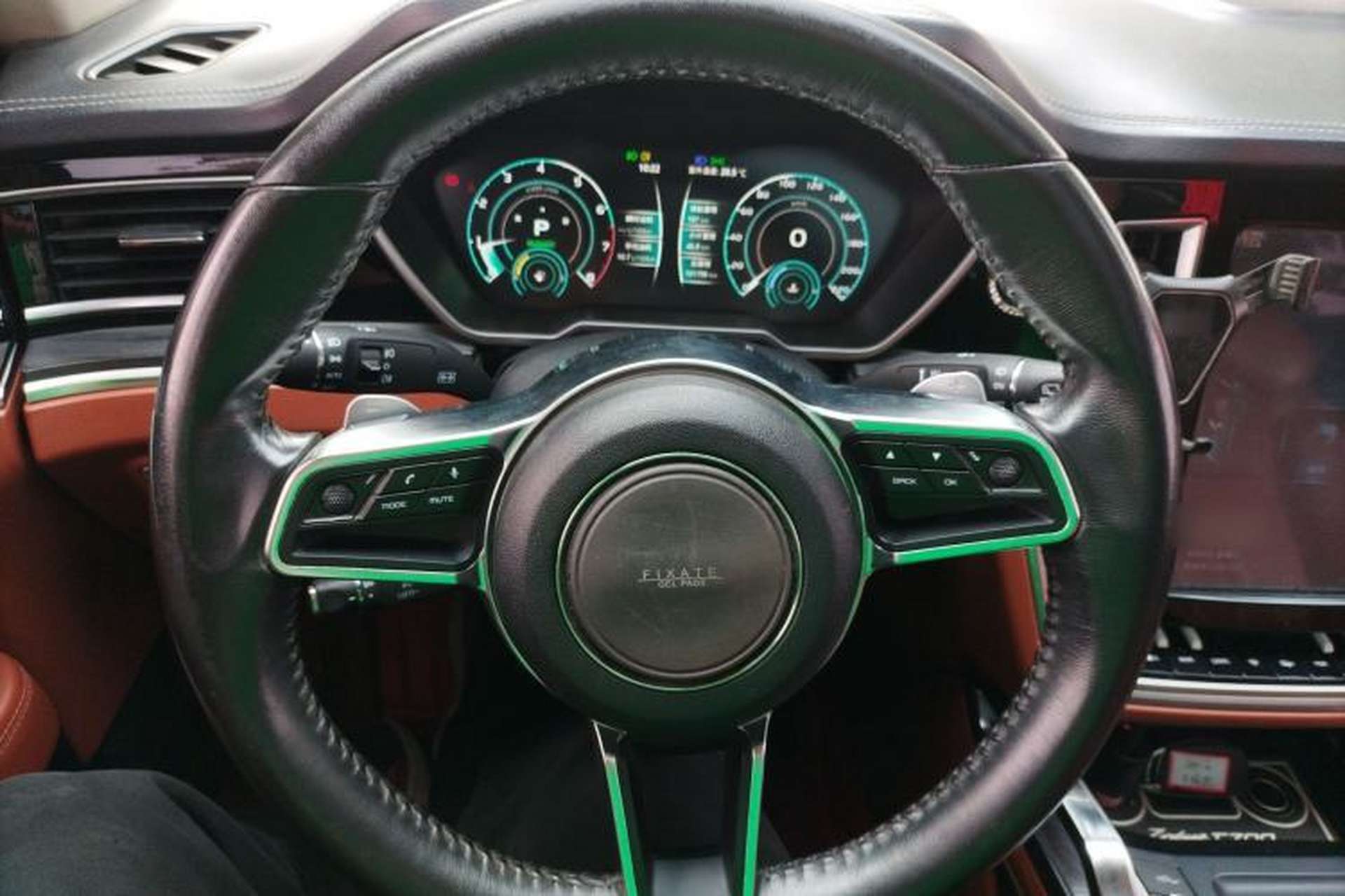 Used Zotye T700 2017 1.8T Dual-Clutch Prestige Model Steering Wheel