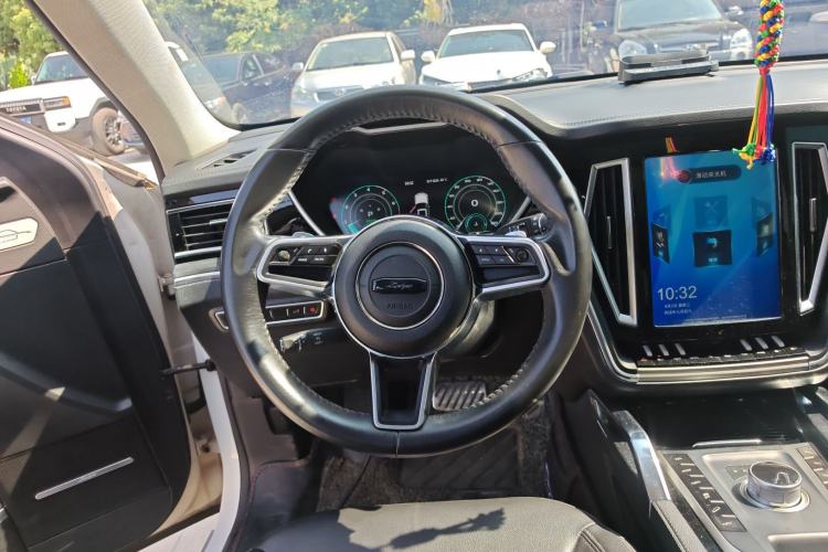 Used Zotye T700 2017 1.8T Dual-Clutch Prestige Model Steering Wheel