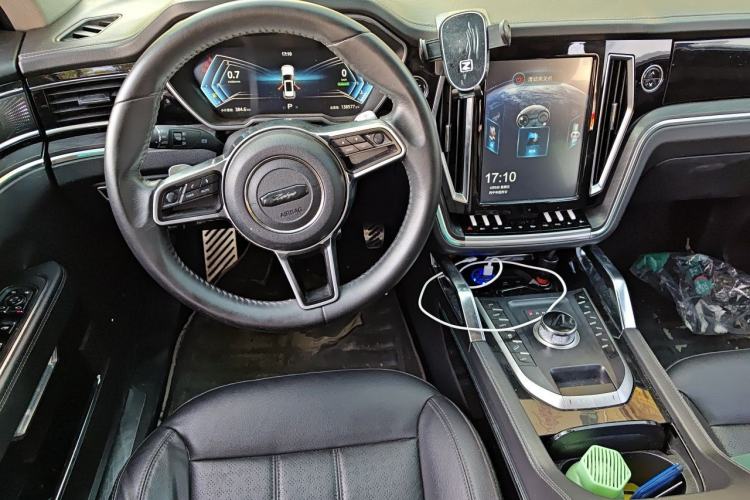 Used Zotye T700 2017 1.8T Dual-Clutch Prestige Model Steering Wheel