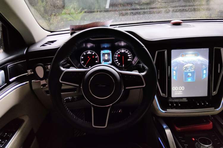 Used Zotye T700 2017 1.8T Dual-Clutch Luxury Model Steering Wheel