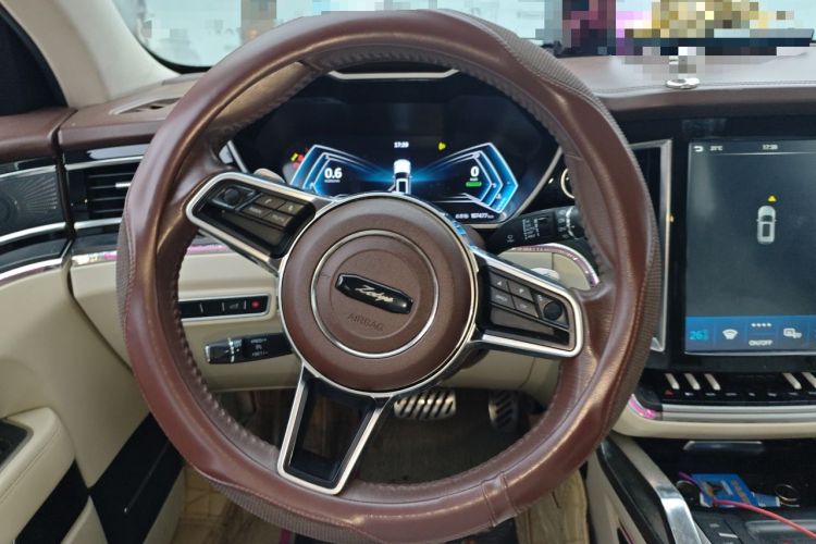 Used Zotye T700 2017 1.8T Dual-Clutch Prestige Model Steering Wheel