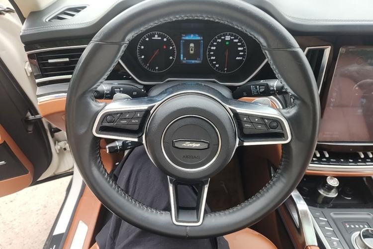 Used Zotye T700 2017 1.8T Dual-Clutch Luxury Model Steering Wheel