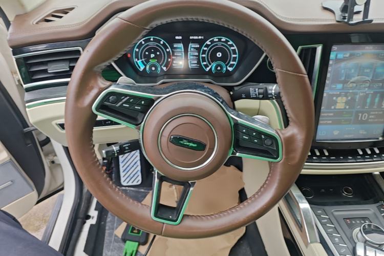 Used Zotye T700 2017 1.8T Dual-Clutch Prestige Model Steering Wheel