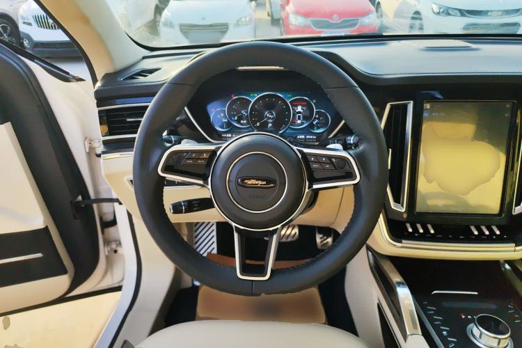 Used Zotye T700 2017 1.8T Dual-Clutch Prestige Model Steering Wheel