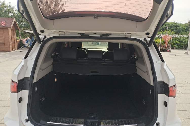 Used Zotye T700 2017 1.8T Dual-Clutch Flagship Model Trunk