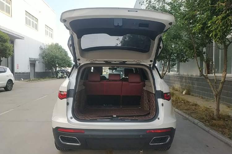 Used Zotye T700 2017 1.8T Dual-Clutch Flagship Model Trunk