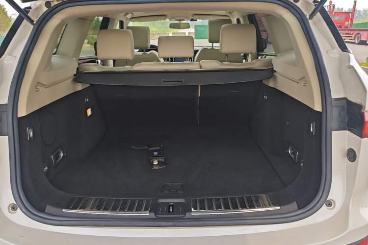 Used Zotye T700 2017 1.8T Dual-Clutch Luxury Model Trunk