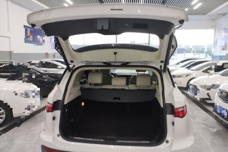 Used Zotye T700 2017 1.8T Dual-Clutch Prestige Model Trunk