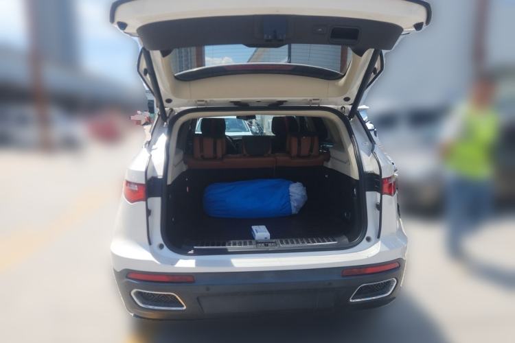 Used Zotye T700 2017 1.8T Dual-Clutch Prestige Model Trunk