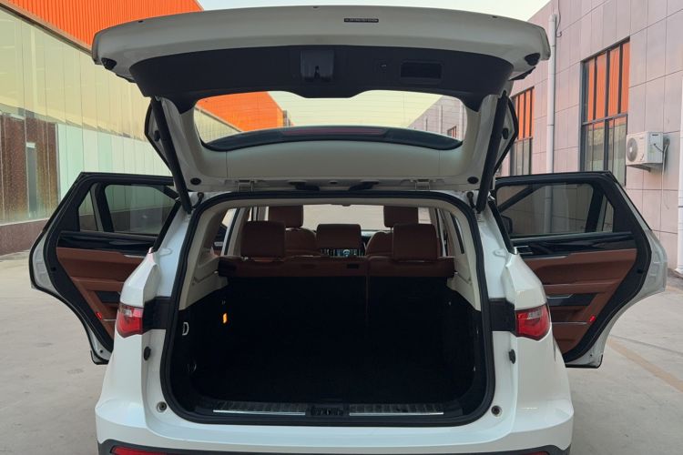 Used Zotye T700 2017 1.8T Dual-Clutch Flagship Model Trunk