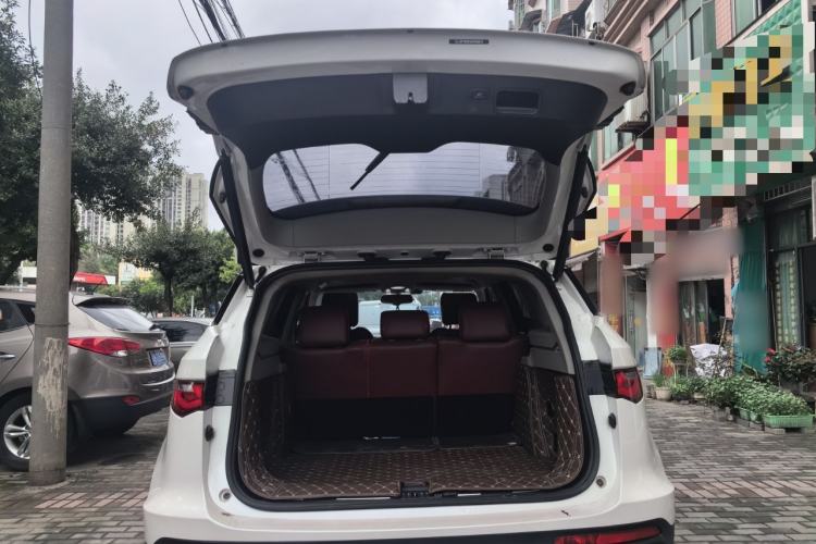 Used Zotye T700 2017 1.8T Dual-Clutch Flagship Model Trunk