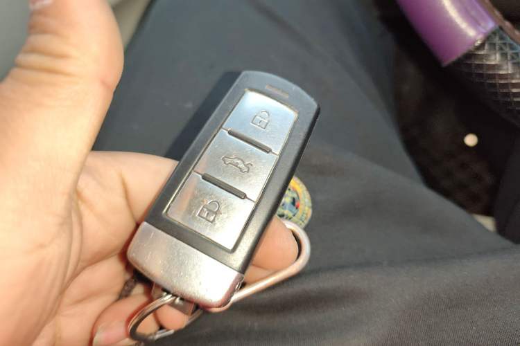 Used Zotye T700 2017 1.8T Dual-Clutch Luxury Model Vehicle Key