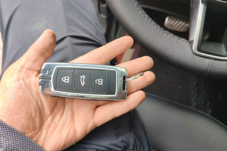 Used Zotye T700 2017 1.8T Dual-Clutch Luxury Model Vehicle Key
