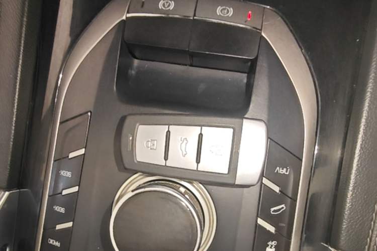 Used Zotye T700 2017 1.8T Dual-Clutch Prestige Model Vehicle Key