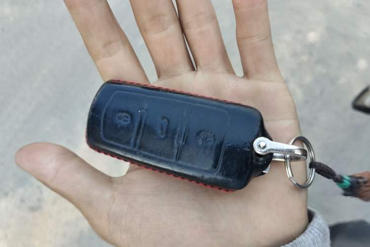 Used Zotye T700 2017 1.8T Dual-Clutch Prestige Model Vehicle Key