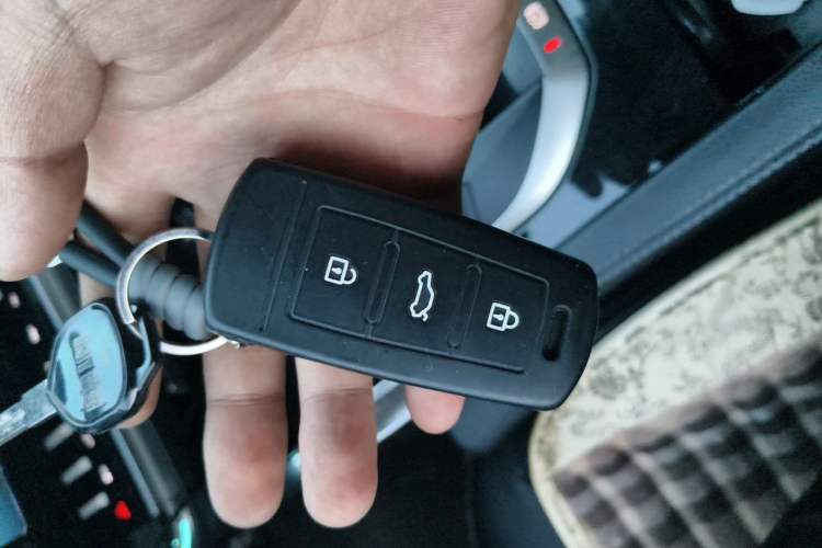 Used Zotye T700 2017 1.8T Dual-Clutch Luxury Model Vehicle Key