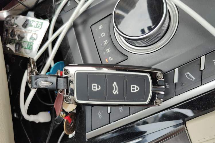 Used Zotye T700 2017 1.8T Dual-Clutch Prestige Model Vehicle Key