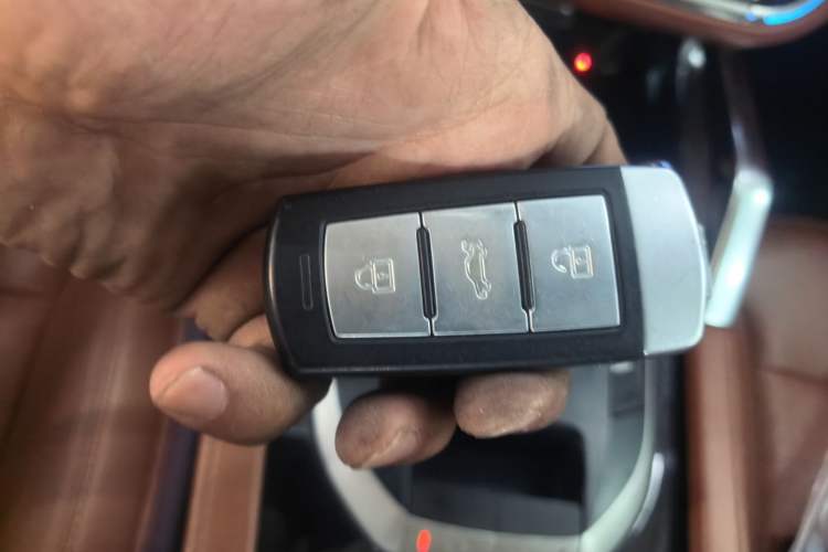 Used Zotye T700 2017 1.8T Dual-Clutch Luxury Model Vehicle Key