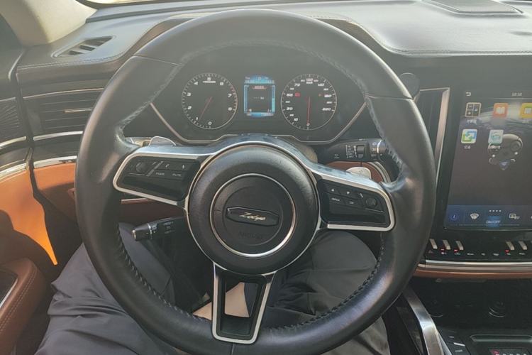 Used Zotye T700 2017 1.8T Dual-Clutch Luxury Model Steering Wheel
