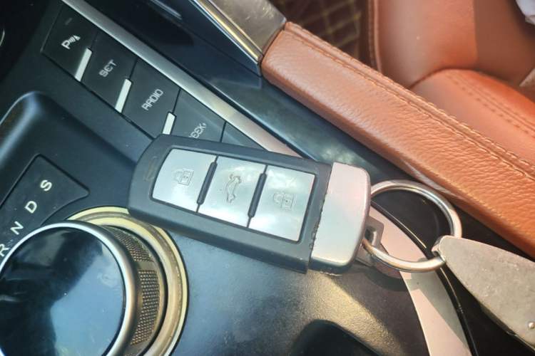 Used Zotye T700 2017 1.8T Dual-Clutch Luxury Model Vehicle Key