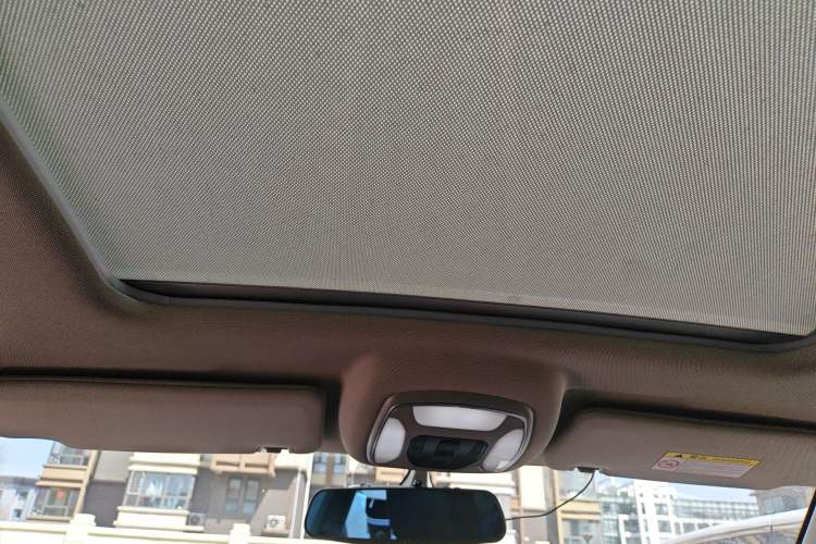 Used Zotye T700 2018 1.8T Dual-Clutch Custom Edition Headliner