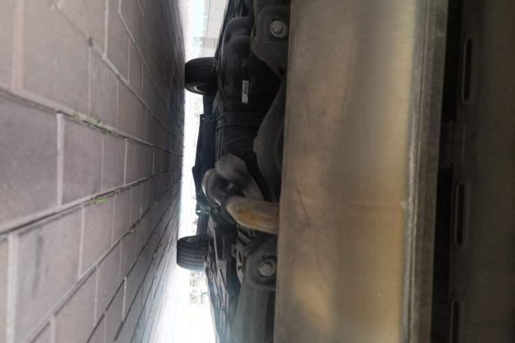 Used Zotye T800 2018 2.0T Automatic Luxury Connected 7-Seater Chassis Rear