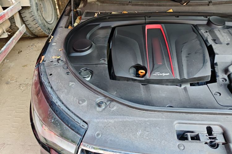 Used Zotye T800 2018 2.0T Automatic Luxury Connected 7-Seater Engine Bay Right