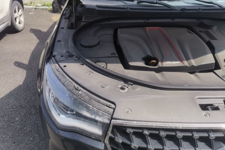 Used Zotye T800 2018 2.0T Automatic Luxury Connected 7-Seater Engine Bay Right