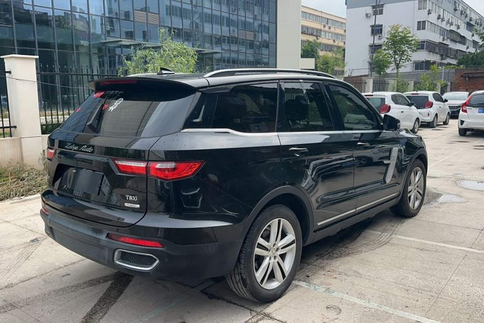 Used Zotye T800 2018 2.0T Automatic Prestige Smart Connectivity 7-Seater Exterior 4