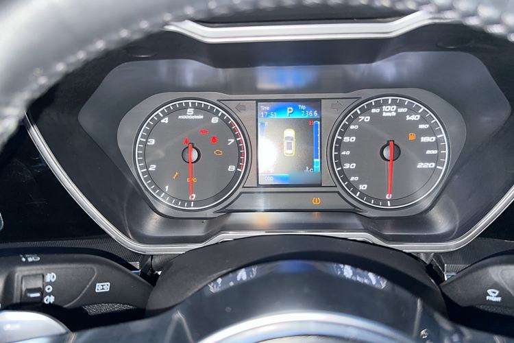 Used Zotye T800 2018 2.0T Automatic Luxury Connected 7-Seater Interior 8