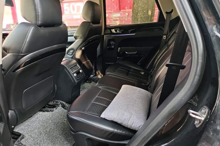 Used Zotye T800 2018 2.0T Automatic Luxury Connected 7-Seater Left Rear Seat