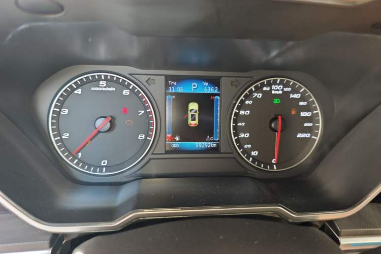 Used Zotye T800 2018 2.0T Automatic Luxury Connected 7-Seater Odometer Close Up