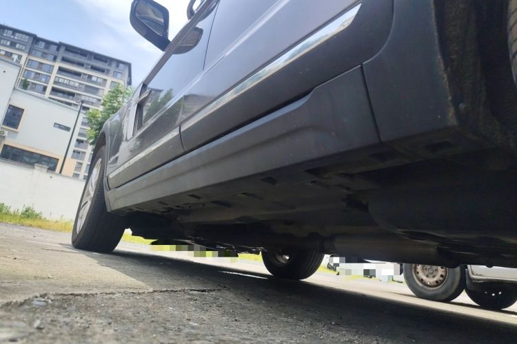 Used Zotye T800 2018 2.0T Automatic Luxury Connected 7-Seater Chassis Rear Left
