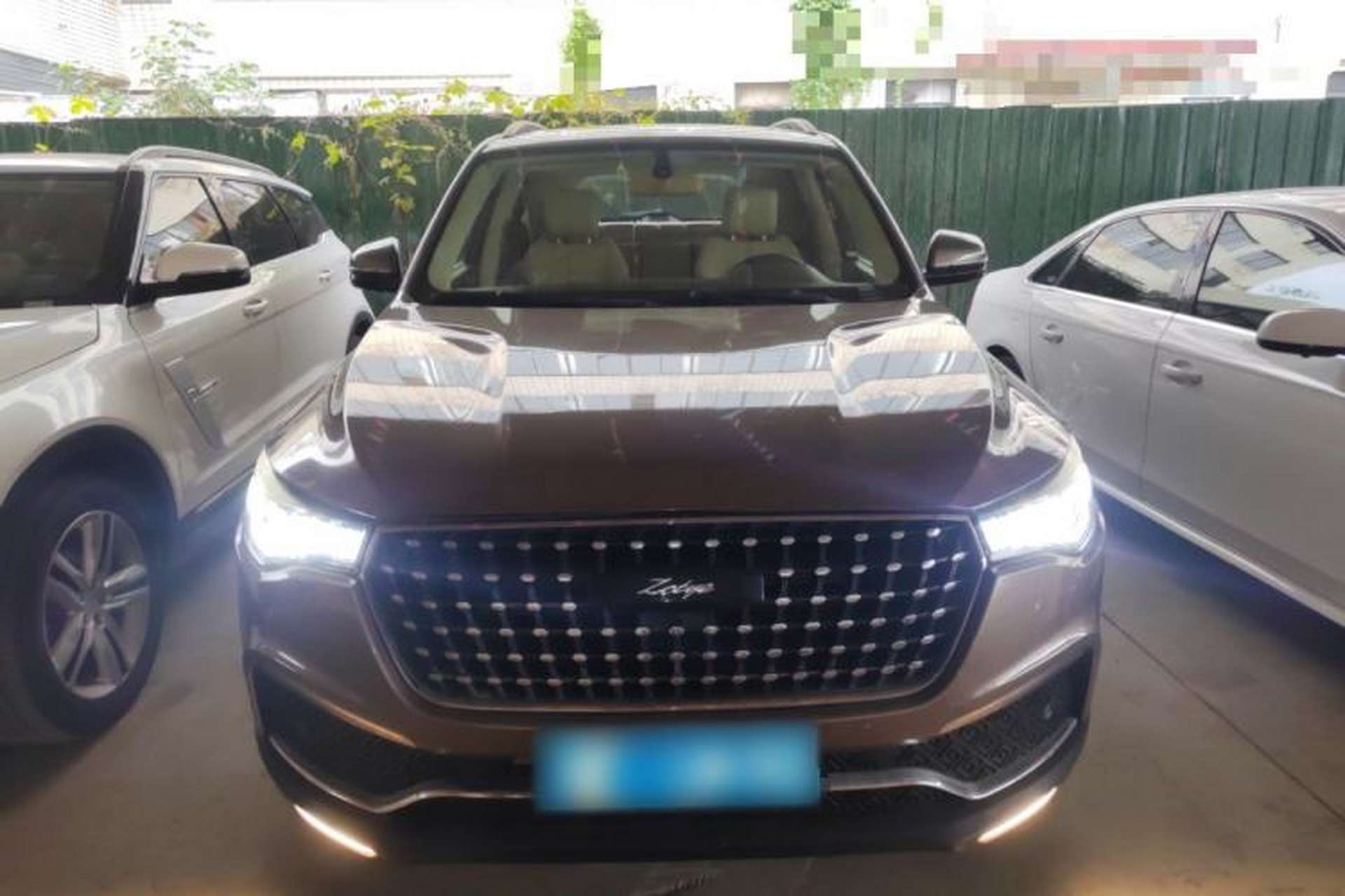 Used Zotye T800 2018 2.0T Automatic Luxury Connected 7-Seater Front