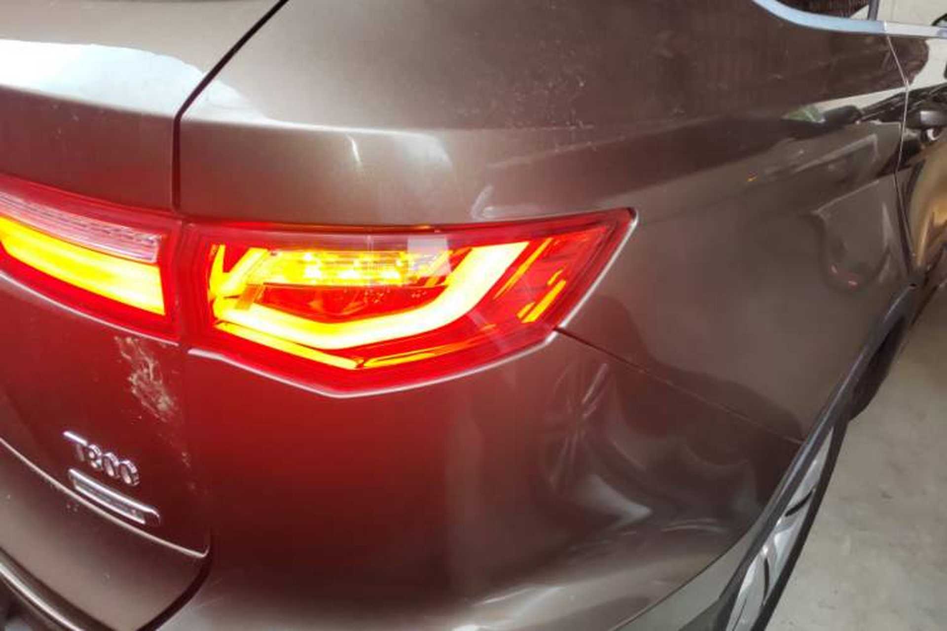 Used Zotye T800 2018 2.0T Automatic Luxury Connected 7-Seater Right Rear Taillight