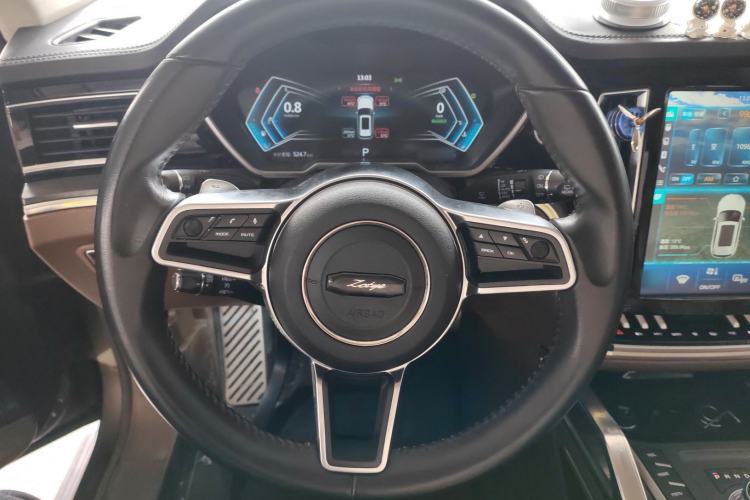 Used Zotye T800 2018 2.0T Automatic Prestige Smart Connectivity 7-Seater Steering Wheel