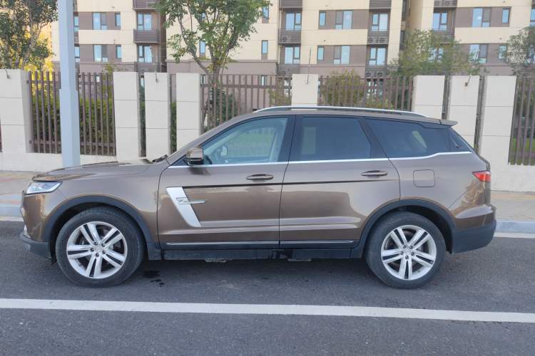 Used Zotye T800 2018 2.0T Automatic Prestige Smart Connectivity 7-Seater Left Side