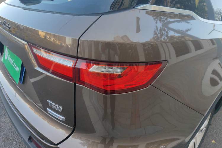 Used Zotye T800 2018 2.0T Automatic Prestige Smart Connectivity 7-Seater Right Rear Taillight