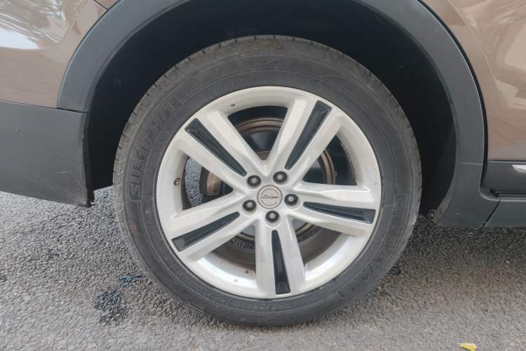 Used Zotye T800 2018 2.0T Automatic Prestige Smart Connectivity 7-Seater Right Rear Wheel Hub