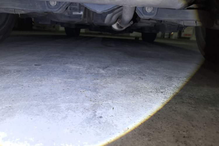 Used Zotye T800 2018 2.0T Automatic Prestige Smart Connectivity 7-Seater Chassis Rear