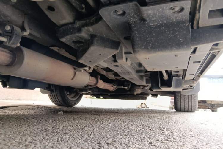 Used Zotye T800 2018 2.0T Automatic Prestige Smart Connectivity 7-Seater Chassis Rear Right