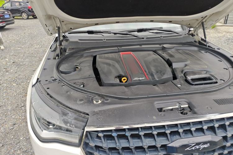 Used Zotye T800 2018 2.0T Automatic Luxury Connected 7-Seater Engine Bay Right