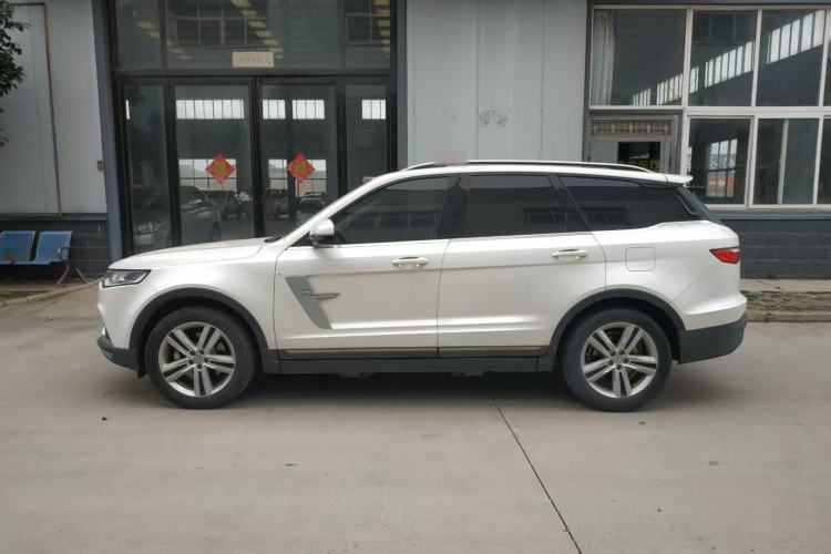 Used Zotye T800 2018 2.0T Automatic Prestige Smart Connectivity 7-Seater Exterior 6
